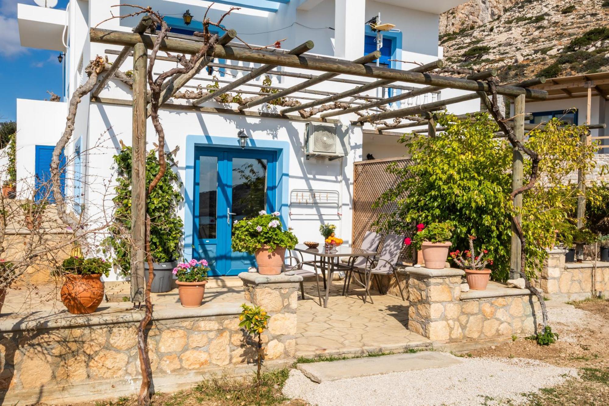 Апартаменты Venetia'S Garden Лефкос-Карпату Экстерьер фото